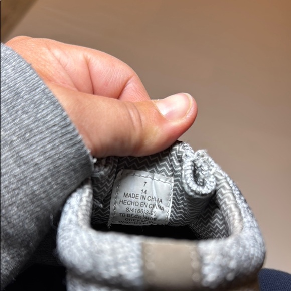 Old Navy Slip-On Deck Shoes for Toddler Boys Size 7 - Picture 8 of 10